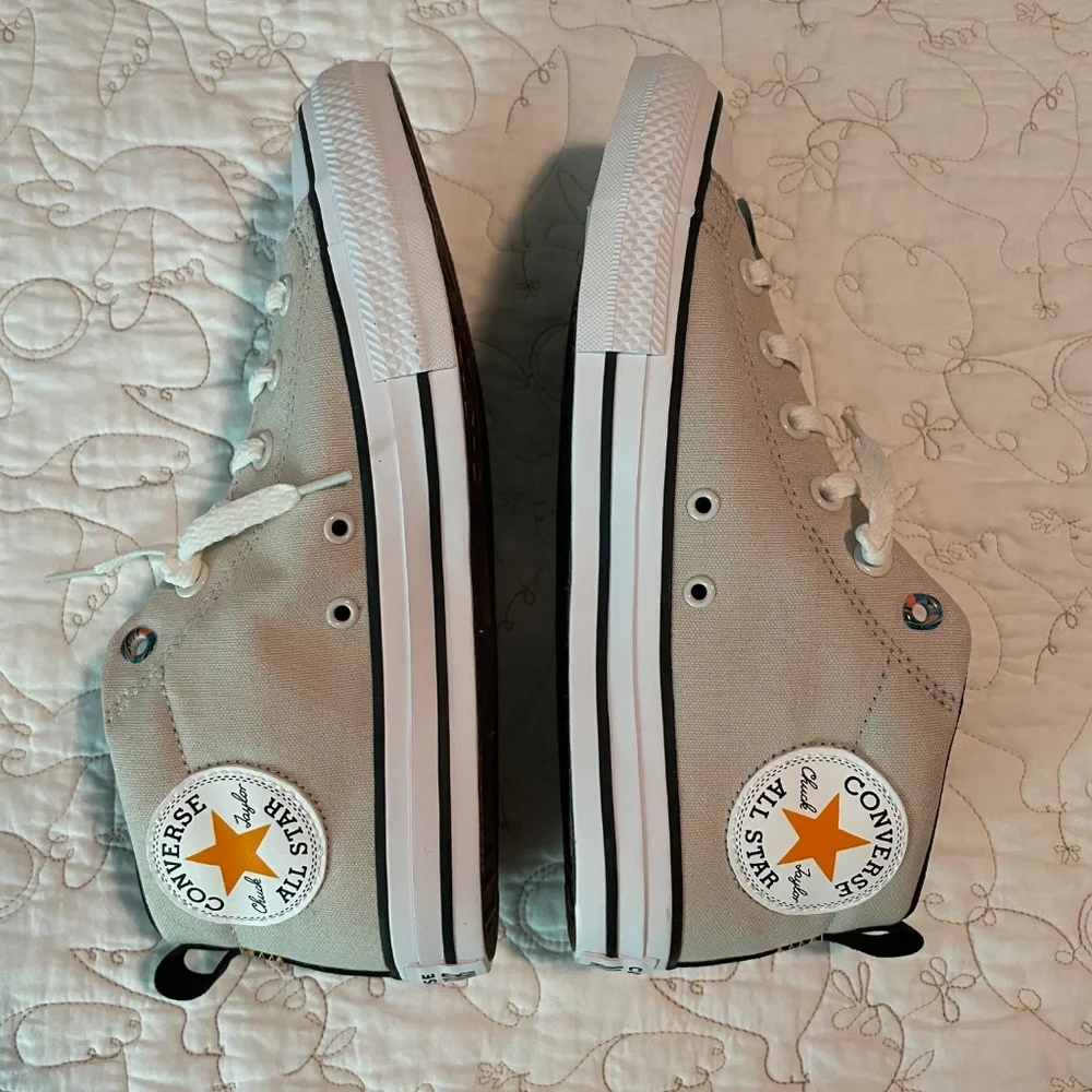 Converse Chuck Taylor All Star mid sneakers - beige - Junior size 6